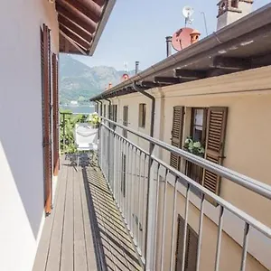 Just Close To The In , Bellagio Italia