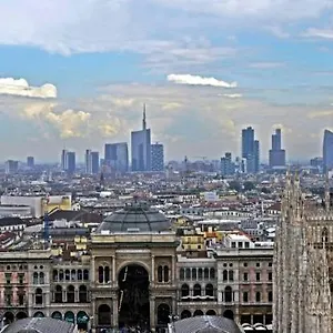 Cozy Near Station , Milano Italia