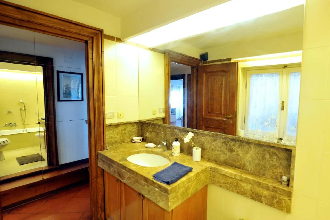 Lovely Apartment On The Sea Side Viareggio Italia